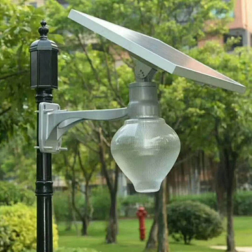 solar-street-light-15-watt-moon-series-ttsml15w-solar-lights